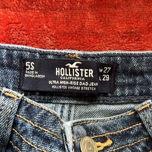 HOLLISTER JEANS - Picture 2 of 4